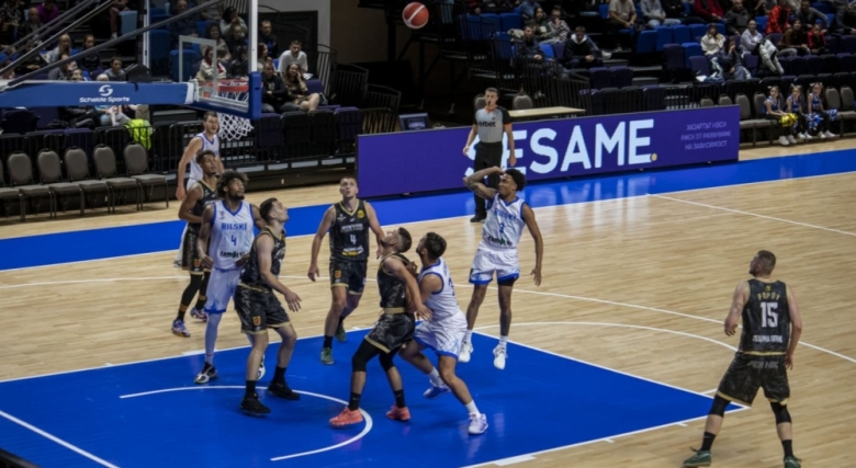 ������ ������ ������ ����� ���� 100 � ������