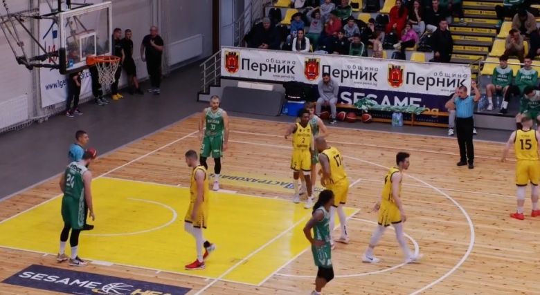 Миньор ще се опита да продължи успешна серия в Перник