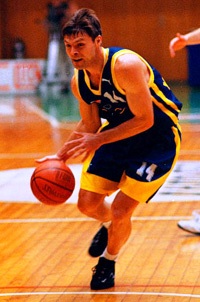 Димитър Димитров спира с баскетбола