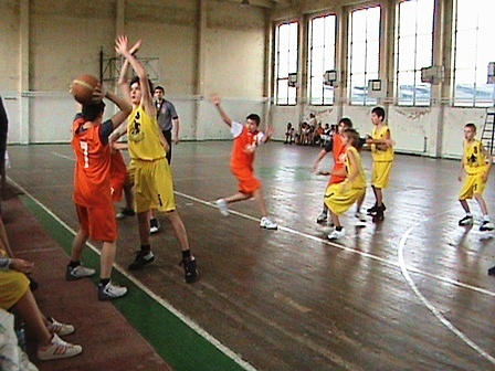 Крайни класирания от Ученическата баскетболна лига "Овергаз" в Ямбол