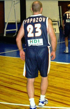 Константин Папазов изигра приятелски мач с ученици