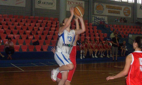 Рилски спортист (14) нанесе първо поражение на Септември 97 (14)