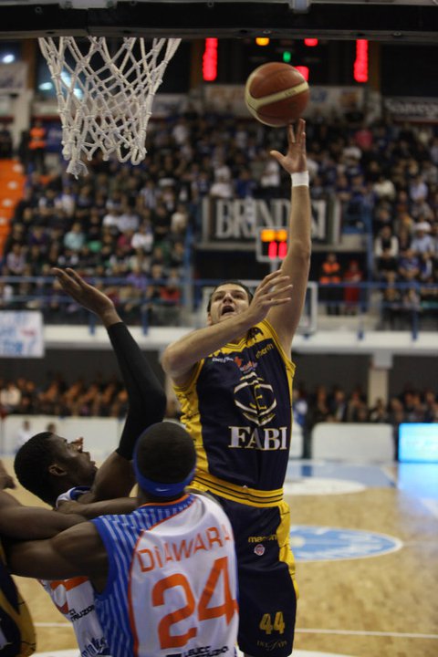 Деян Иванов и Монтегранаро с драматична загуба