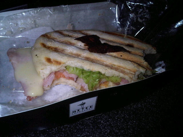 Светислав Пешич наказа играч, ял вредни неща