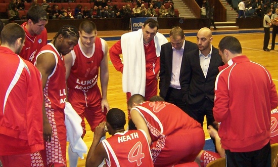 Слаб интерес към мачовете от турнира на Лукойл Академик