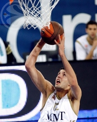 Реал не даде шанс на Партизан и почти спечели група С (видео)