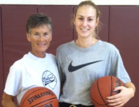 Легенда на женския баскетбол подготвя българка