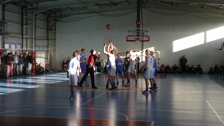 Зоните за кадети и кадетки (16) ще са в края на месец май