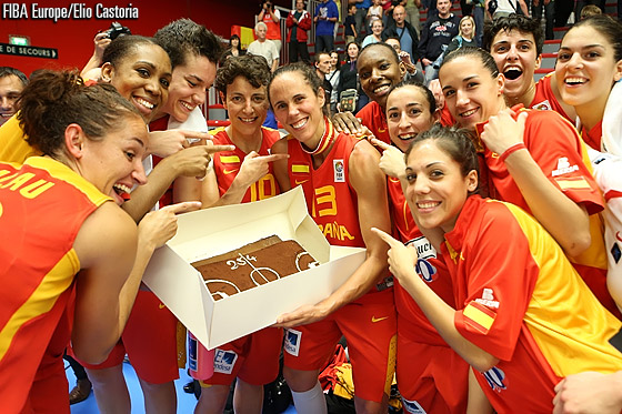 Испания и Турция - вече на четвъртфинал (видео)