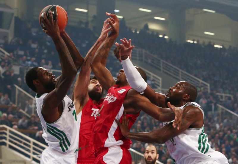 Везенков излиза срещу Панатинайкос на финала за Купата