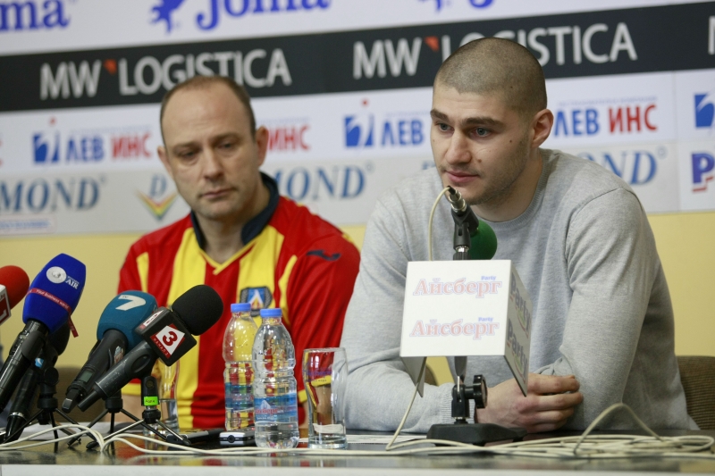 Чуйте цялата пресконференция за благотворителния мач на Левски (аудио)