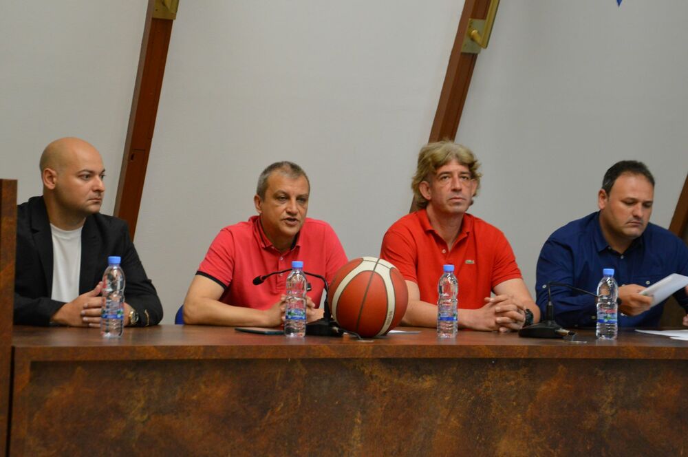 Реновират зала в Благоевград, Евробаскет се завръща с мъжки отбор