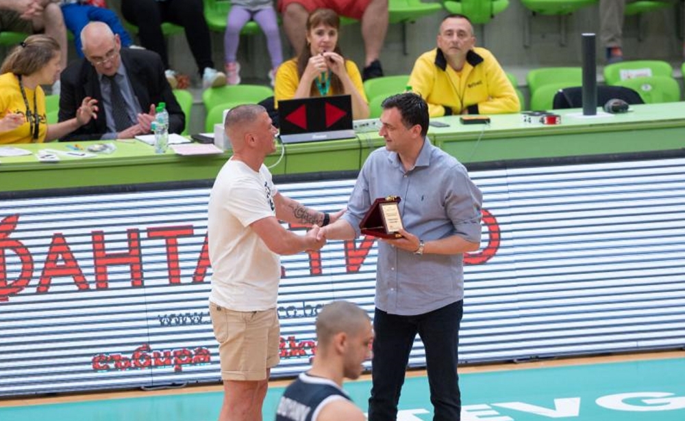 Александър Алексиев: Отборът също има заслуга за наградата Най-етичен треньор, работих с много мъжки момчета