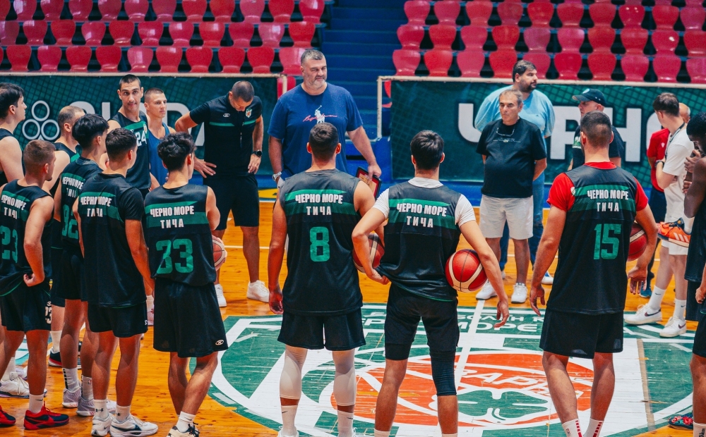 15 баскетболисти водят подготовка с Черно море