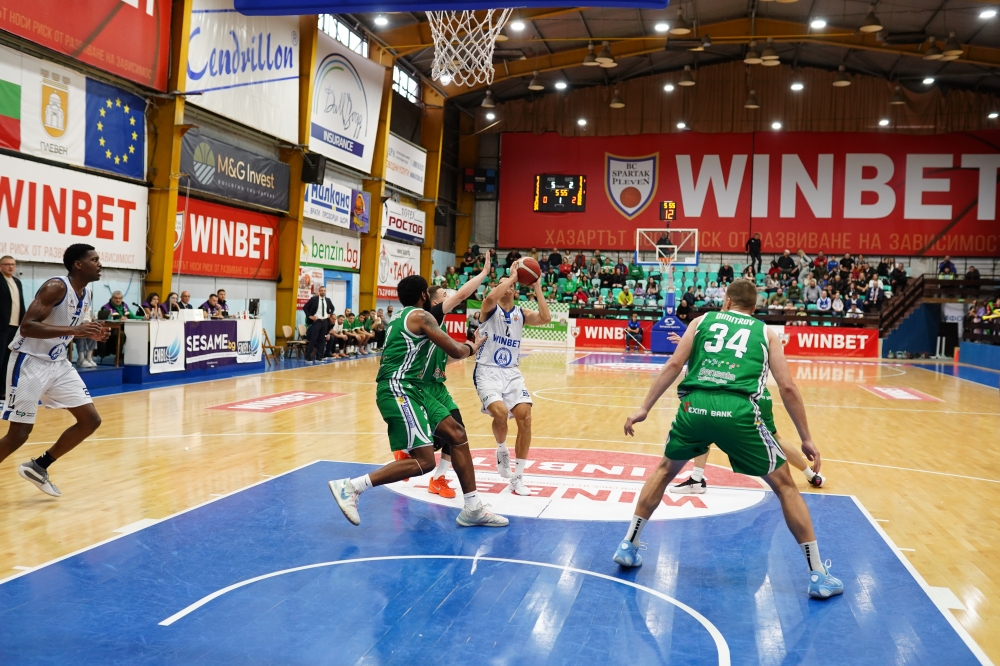Спартак излезе на печелившата страна след здрав дуел с Балкан